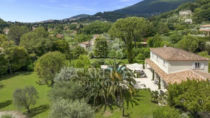 Image No.1-4 Bed House for sale