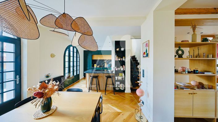 Image No.7-4 Bed Property for sale