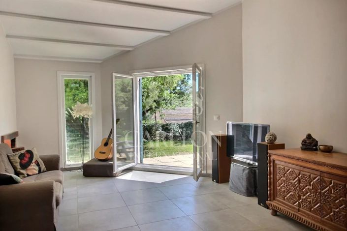 Image No.5-4 Bed House for sale