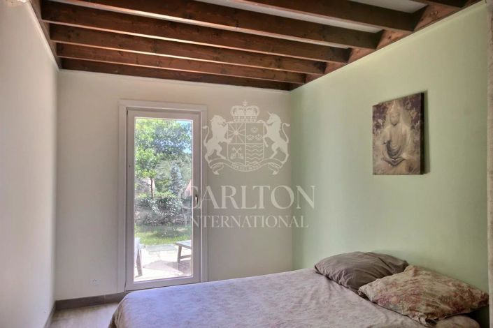 Image No.7-4 Bed House for sale