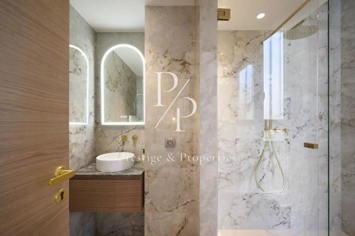 Image No.8-Appartement de 3 chambres à vendre à Cannes