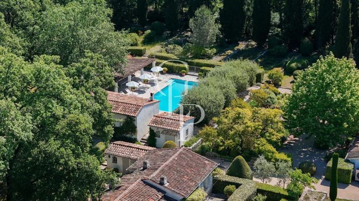 Image No.29-8 Bed House for sale