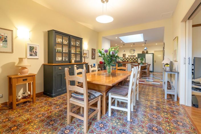 Image No.14-4 Bed House for sale