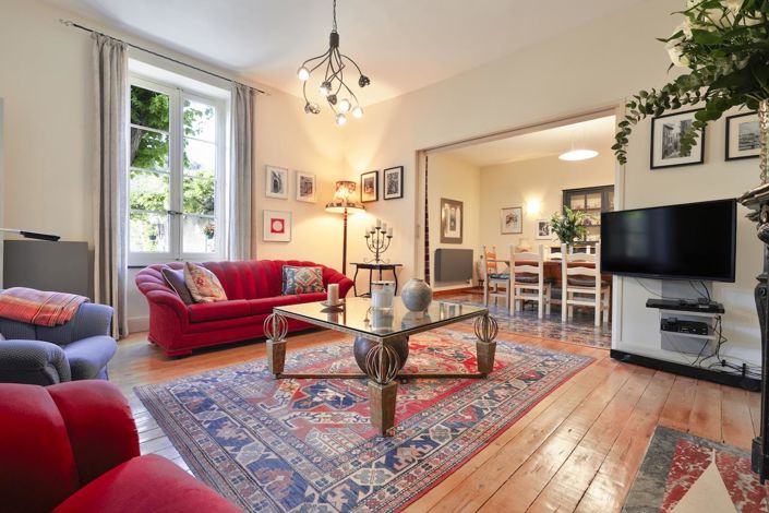 Image No.18-4 Bed House for sale