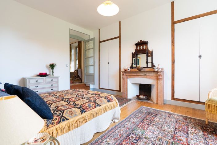 Image No.25-4 Bed House for sale