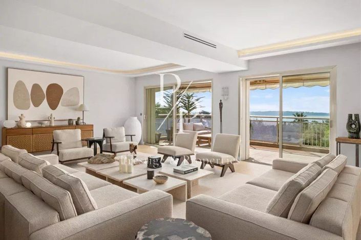 Image No.5-Maison de 4 chambres à vendre à Cannes