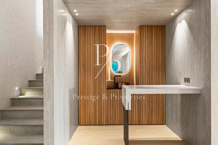 Image No.6-4 Bed House for sale