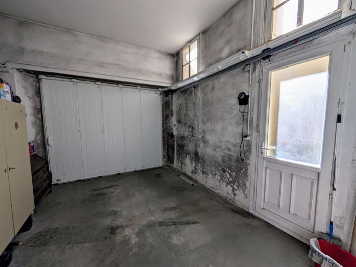 Image No.11-3 Bed Apartment for sale