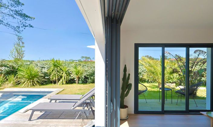 Image No.1-4 Bed House for sale