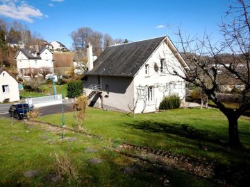 1 - Ydes, House