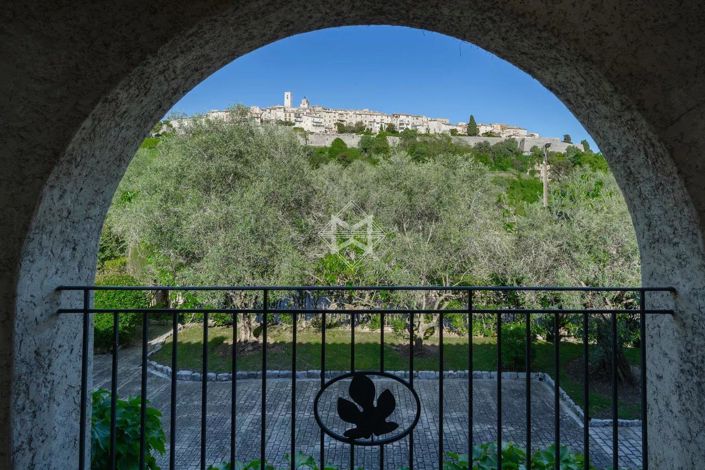 Image No.10-4 Bed House for sale