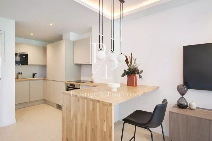 Image No.8-3 Bed Apartment for sale