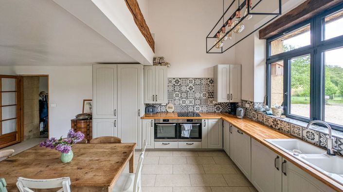 Image No.13-6 Bed House for sale