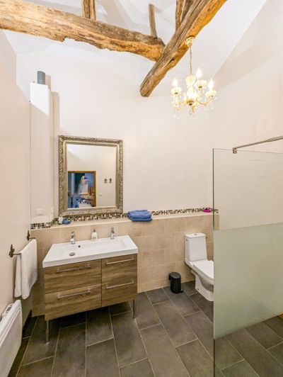 Image No.19-6 Bed House for sale