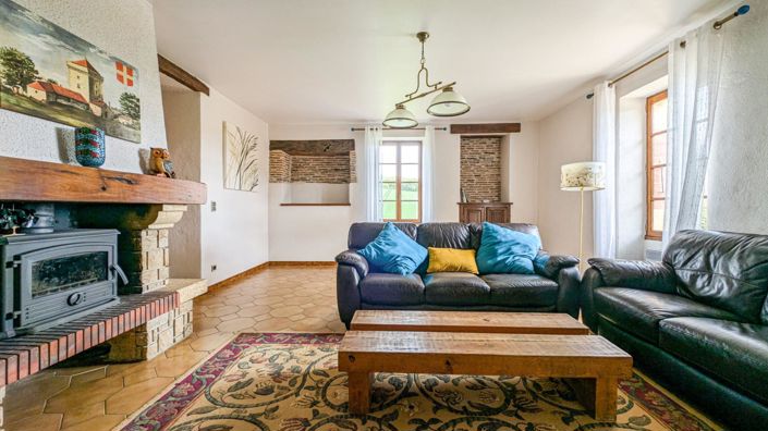 Image No.25-6 Bed House for sale