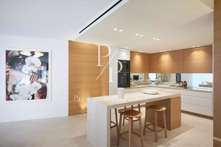 Image No.14-5 Bed House for sale