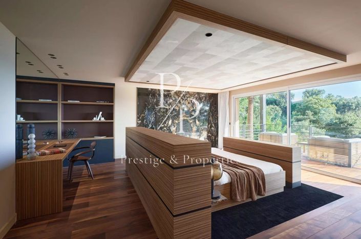 Image No.22-5 Bed House for sale