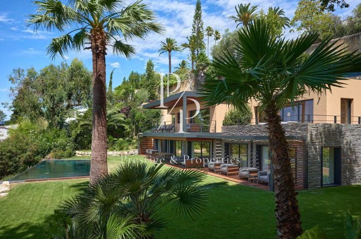 Image No.3-5 Bed House for sale