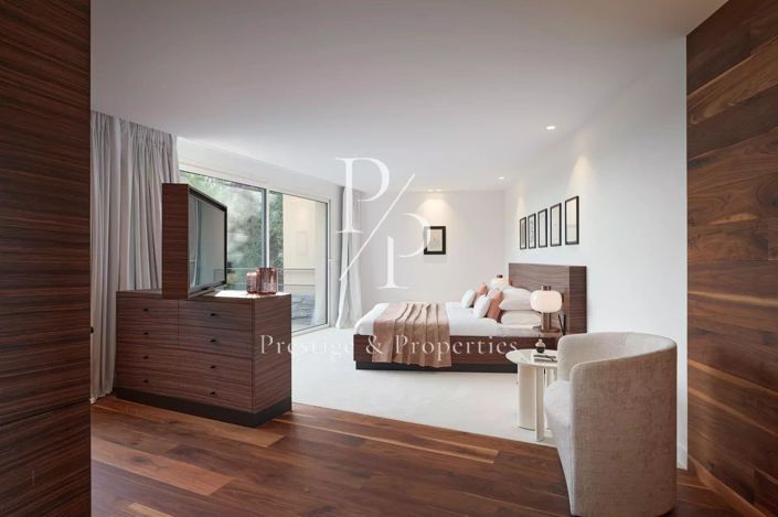 Image No.37-5 Bed House for sale