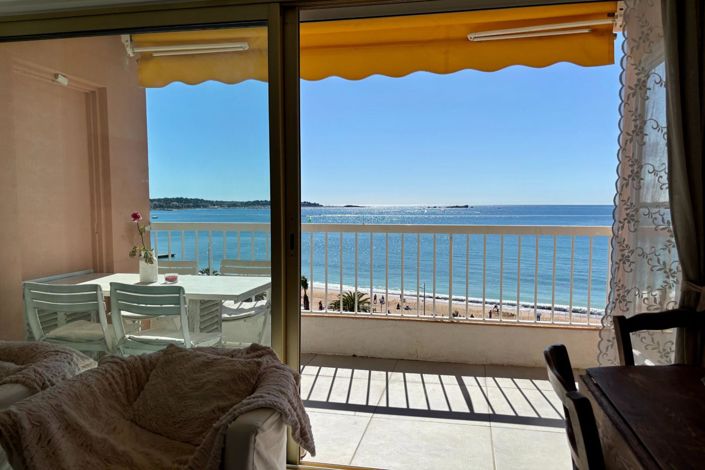 Image No.5-Appartement de 1 chambre à vendre à Fréjus