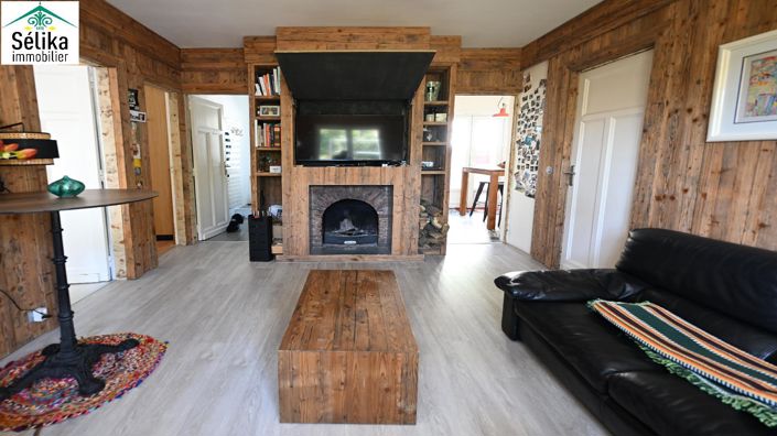 Image No.6-3 Bed House for sale