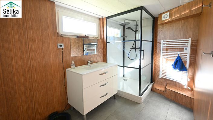 Image No.8-3 Bed House for sale