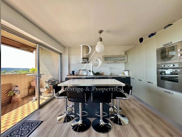 Image No.4-3 Bed Apartment for sale