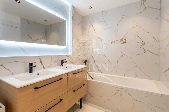 Image No.11-Appartement de 3 chambres à vendre à Nice