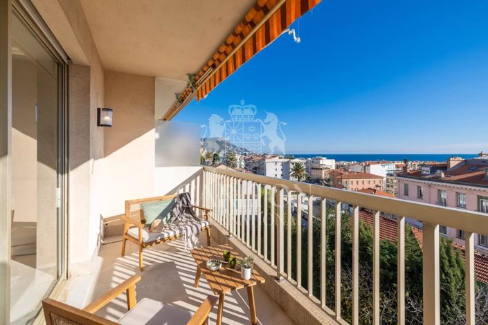 Image No.12-2 Bed Apartment for sale