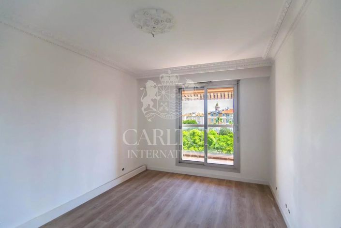 Image No.9-1 Bed Apartment for sale