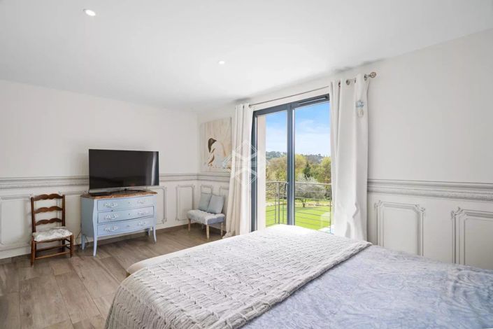 Image No.11-4 Bed House for sale