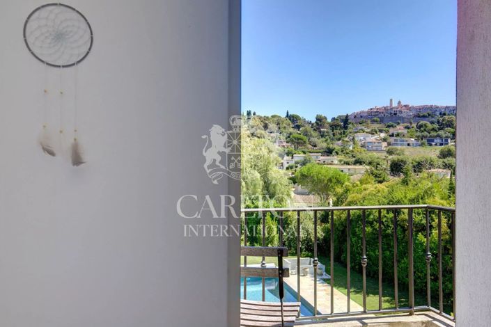 Image No.19-6 Bed House for sale