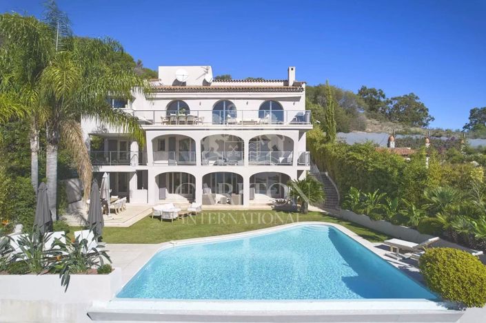 Image No.1-5 Bed House for sale