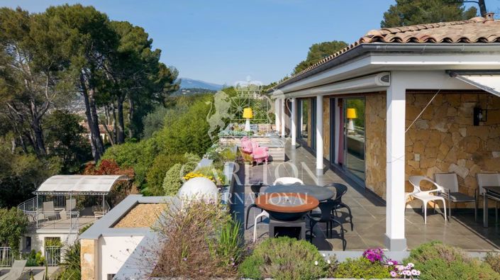 Image No.36-5 Bed House for sale