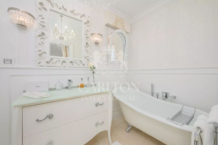 Image No.14-3 Bed House for sale