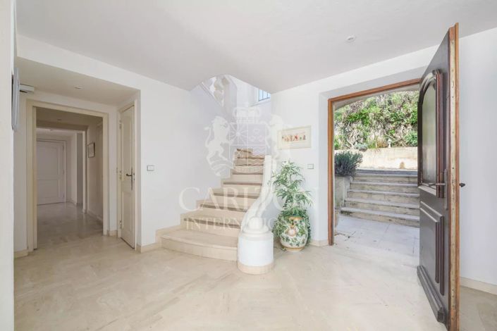 Image No.12-5 Bed House for sale