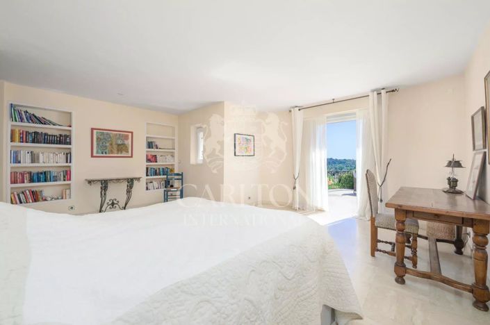 Image No.13-5 Bed House for sale