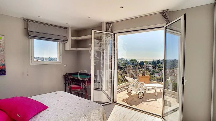 Image No.17-4 Bed House for sale