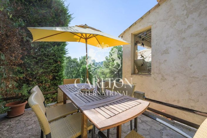 Image No.11-3 Bed House for sale