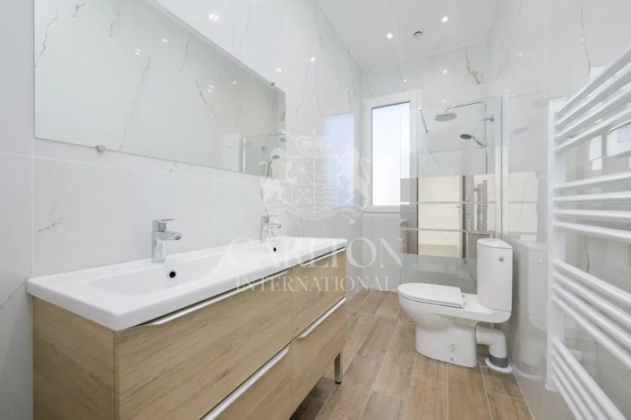 Image No.10-4 Bed House for sale