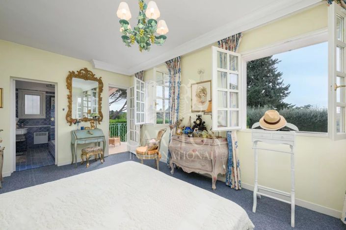 Image No.11-4 Bed House for sale