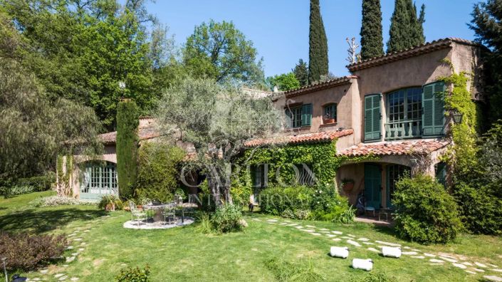 Image No.9-5 Bed House for sale