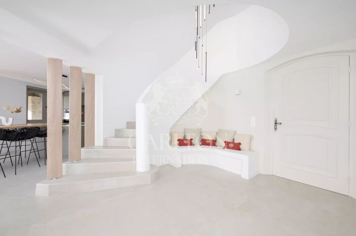 Image No.7-4 Bed House for sale