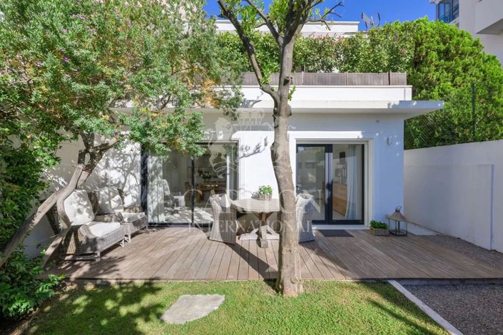 Image No.2-3 Bed House for sale