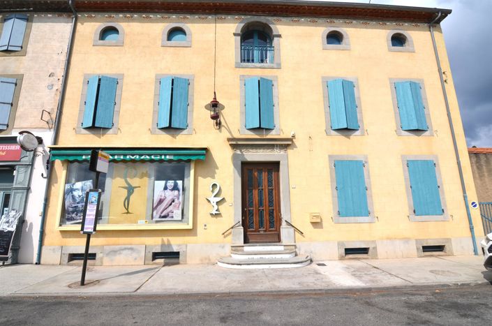 Image No.2-Maison de 6 chambres à vendre à Caunes-Minervois