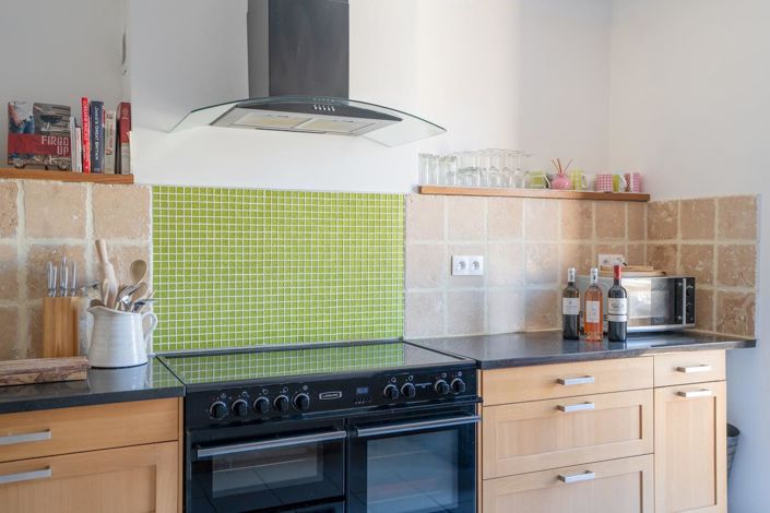 Image No.5-5 Bed House for sale