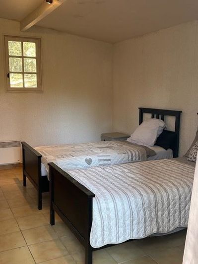 Image No.12-3 Bed House for sale