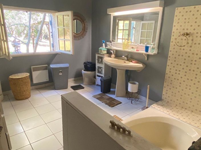 Image No.13-3 Bed House for sale