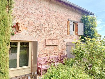 1 - Vichy, House