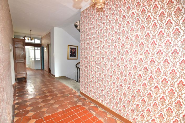 Image No.10-6 Bed House for sale